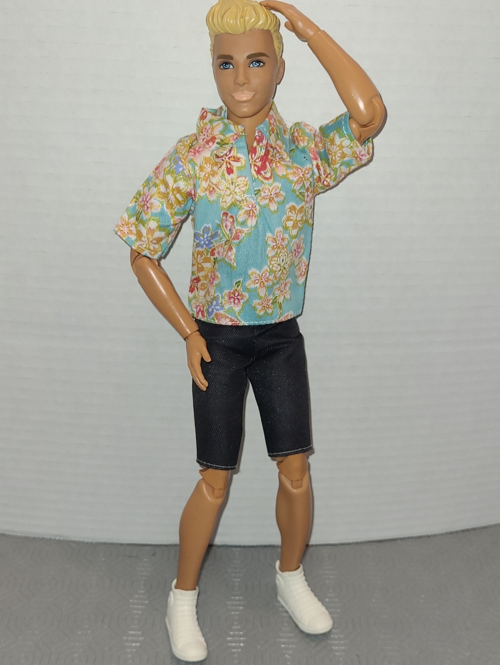 Mattel Ken  Articulated Body "Made To Move ,Blue Short-Sleeve Shirt .